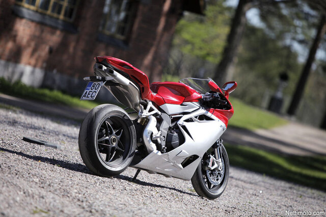 Nettimoton tyypit: MV Agusta F4