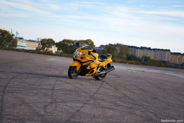 Suzuki Hayabusa: Matkasporttien valtiaan ujo päivitys