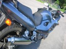 Suzuki GSX 750 F - perussportti
