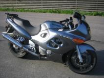 Suzuki GSX 750 F - perussportti