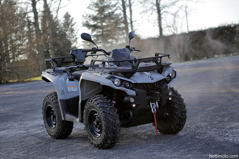 Can-Am Outlander – Metsämörkö neljällä tai kuudella pyörällä