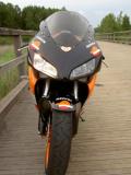 Honda CBR 1000 RR Fireblade - ohjus