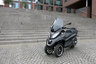 Piaggio MP3 – Kolmipyöräinen, silti kuin kaksipyöräinen