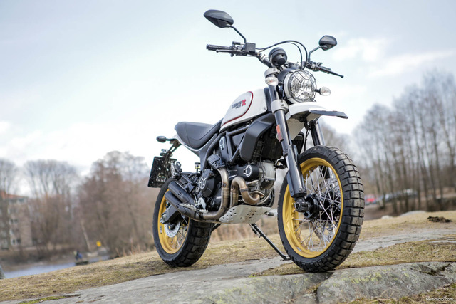 Ducati Scrambler Desert Sled – Italian Aavikkopulkka
