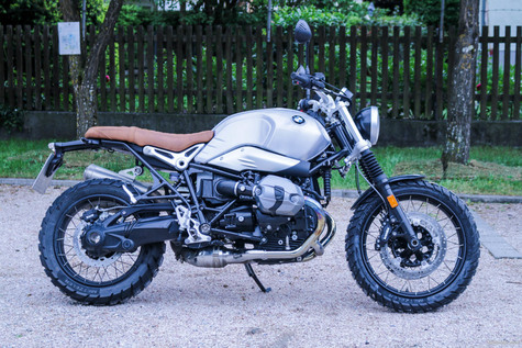 BMW RnineT Scrambler – Rouhea aavikon kukkanen