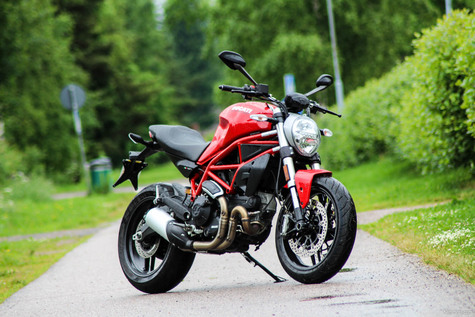 Ducati Monster 797 – Monsterimetsän pienimmäinen