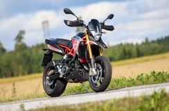 Aprilia Dorsoduro 900 – Ehta ja aito Italoravuri