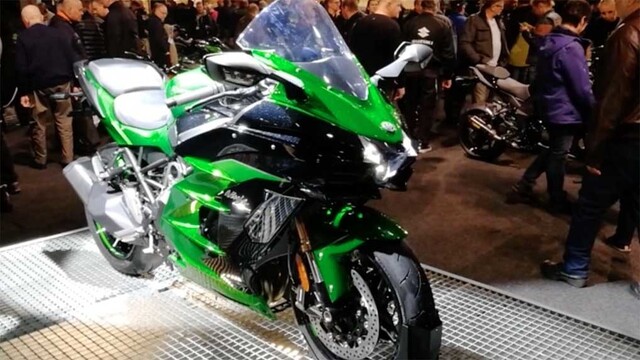 MP 18 Moottoripyörämessut: esittelyssä uusi Kawasaki Ninja H2 SX