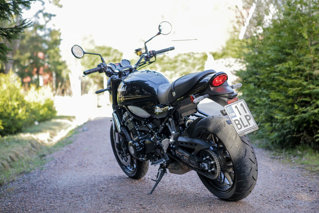 Kawasaki Z900RS – Voimaa vanhoissa kuorissa Kawasaki Z900RS – Voimaa vanhoissa kuorissa