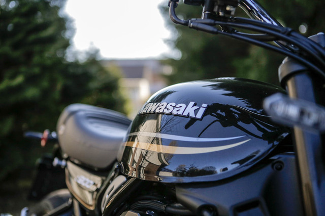 Kawasaki Z900RS – Voimaa vanhoissa kuorissa Kawasaki Z900RS – Voimaa vanhoissa kuorissa