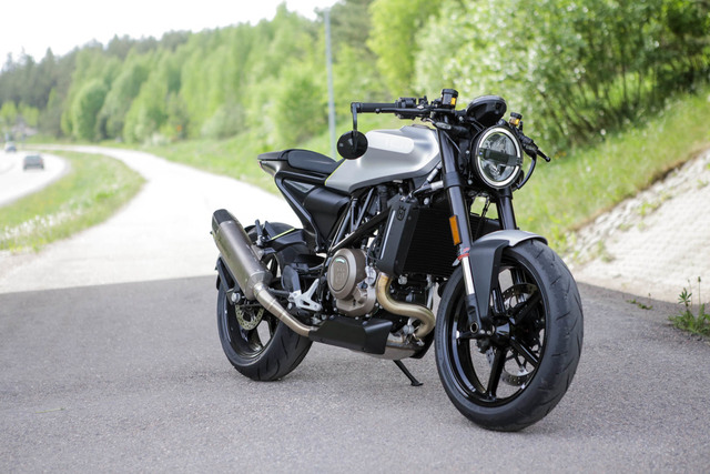 Husqvarna Vitpilen 701 – Mukillinen raakaa voimaa