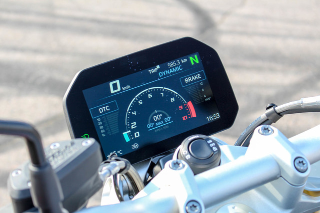 BMW R 1250 R – Entistäkin rouheampi roadster BMW R 1250 R – Entistäkin rouheampi roadster