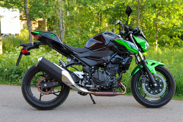 Kawasaki Z400 – Lisää lihaksia pikku-Zetalle Kawasaki Z400 – Lisää lihaksia pikku-Zetalle