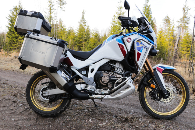 Honda CRF1100L Africa Twin – Aavikon hulppein kukka