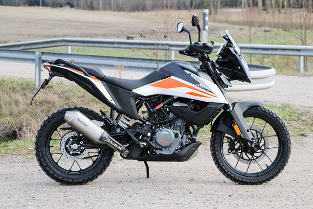 KTM 390 Adventure – Pieneen seikkailunnälkään KTM 390 Adventure – Pieneen seikkailunnälkään