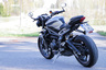 Triumph Street Triple RS – Rataohjus ja arkipyörä