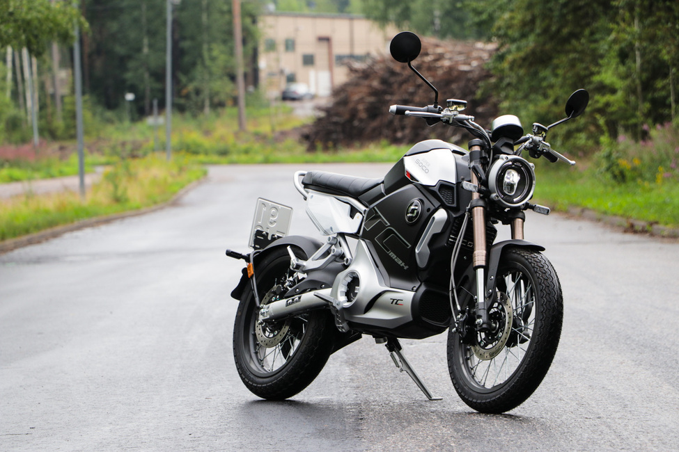 Super Soco TC Max – Sähkökevari on kiva kaveri