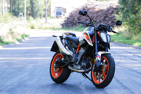 KTM 890 Duke R – Nakutykki