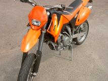 KTM LC4 -ketterä tärisijä