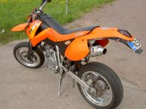 KTM LC4 -ketterä tärisijä