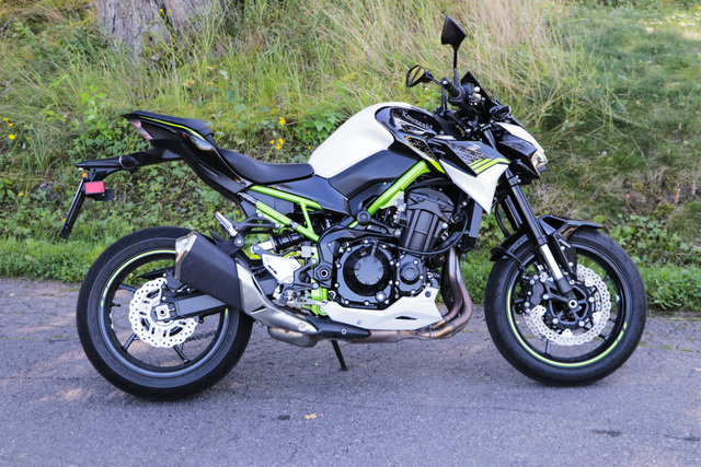 Kawasaki Z 900 - Keskiluokan tehokuningas Kawasaki Z 900 - Keskiluokan tehokuningas