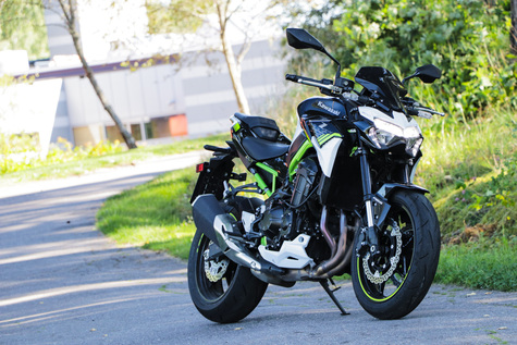 Kawasaki Z 900 - Keskiluokan tehokuningas