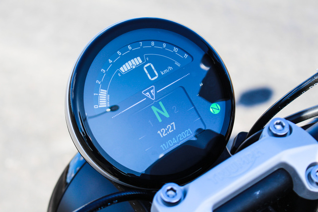 Triumph Trident 660 – Tyylillä edullisempaan keskiluokkaan Triumph Trident 660 – Tyylillä edullisempaan keskiluokkaan