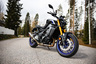 Yamaha MT-09 SP – Naku kaikilla herkuilla