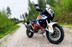 KTM 1290 Super Adventure R – Kaupungissa on uusi sheriffi