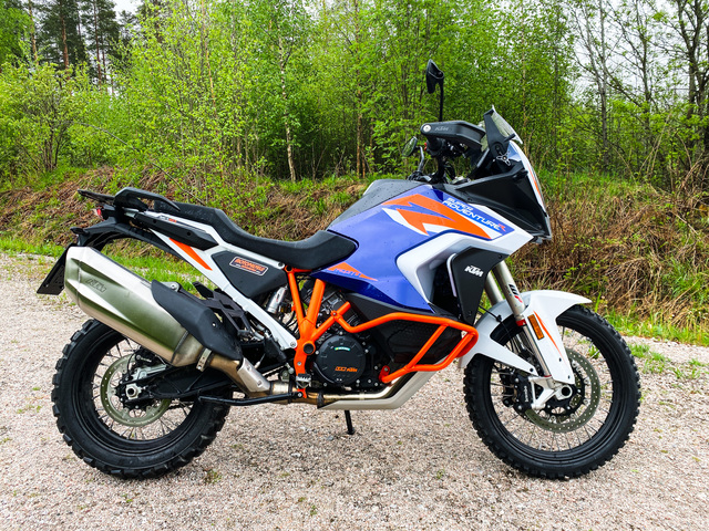KTM 1290 Super Adventure R – Kaupungissa on uusi sheriffi