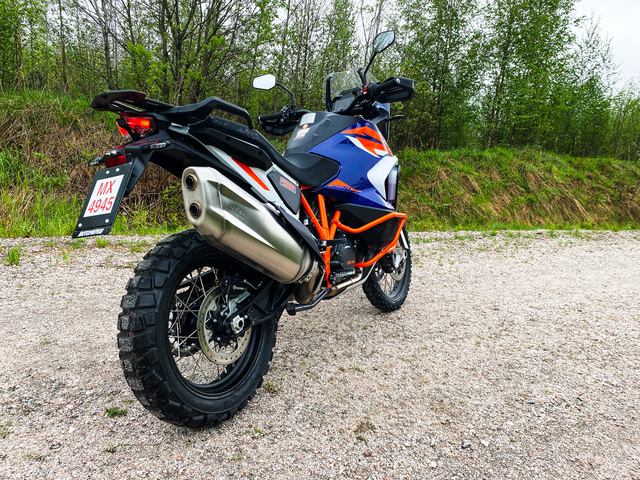 KTM 1290 Super Adventure R – Kaupungissa on uusi sheriffi