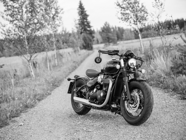Triumph Bonneville Bobber – Reteä Retro-custom