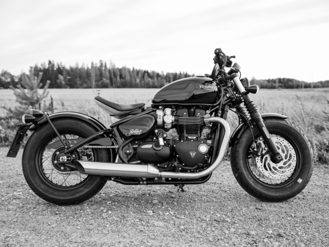 Triumph Bonneville Bobber – Reteä Retro-custom Triumph Bonneville Bobber – Reteä Retro-custom