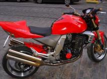 Kawasaki Z1000 -tonninen naku