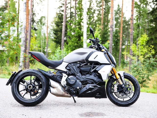 Ducati Diavel 1260 S – Piirun verran pirullisempi