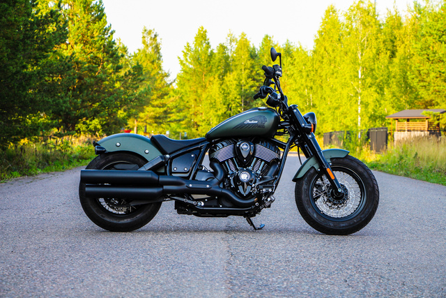 Indian Chief Bobber Dark Horse – Kun koolla on väliä Indian Chief Bobber Dark Horse – Kun koolla on väliä