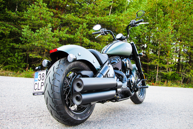 Indian Chief Bobber Dark Horse – Kun koolla on väliä Indian Chief Bobber Dark Horse – Kun koolla on väliä