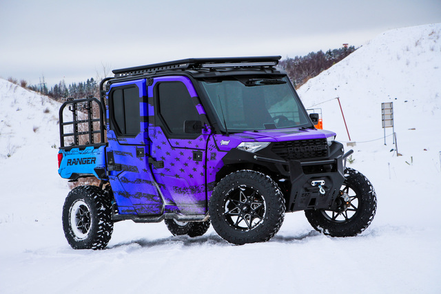 Polaris Ranger Crew 1000 EPS – Kuusipaikkainen monitoimityökalu