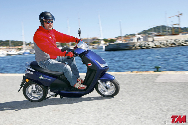 Sähkökiituri Peugeot e-Vivacity